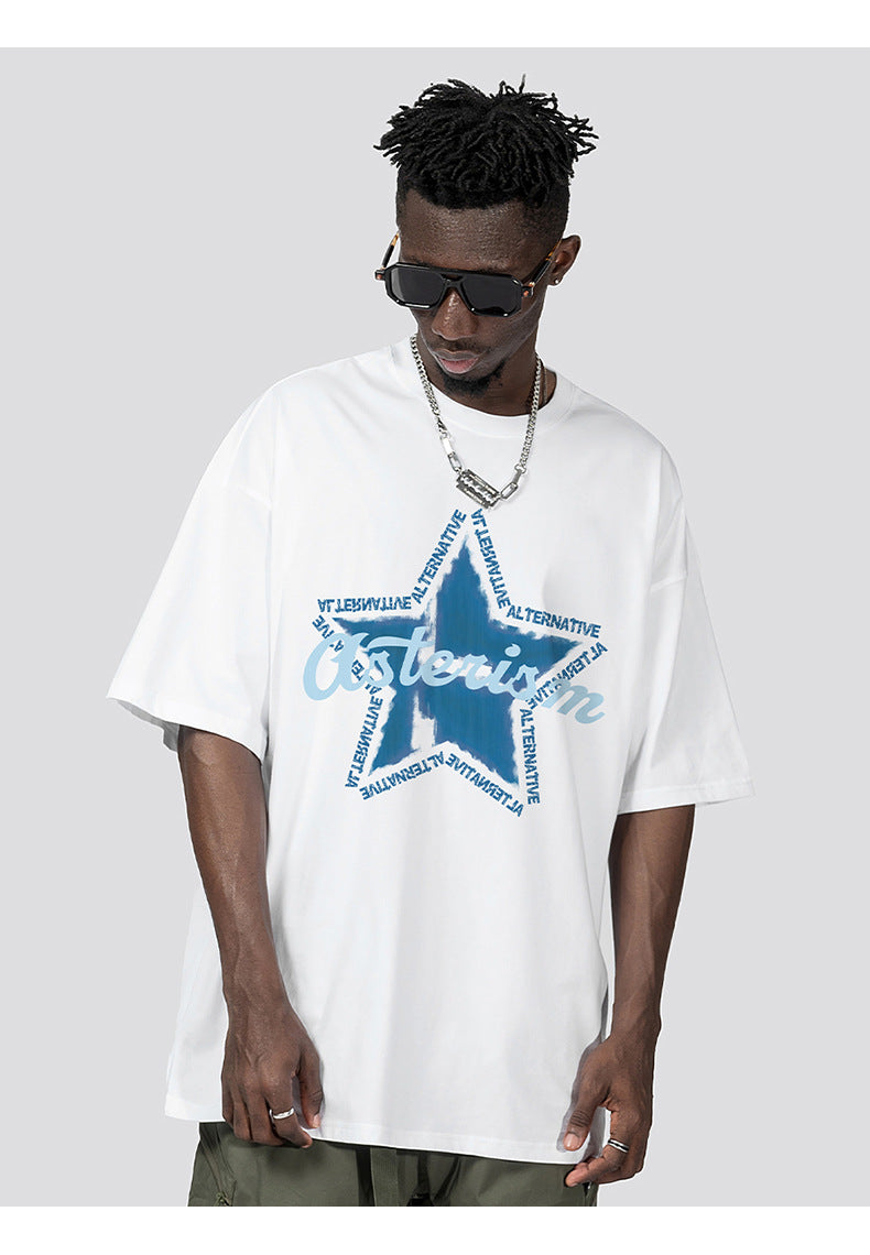 Tee-D490 con estampado de estrellas de cinco puntas | Inspanda