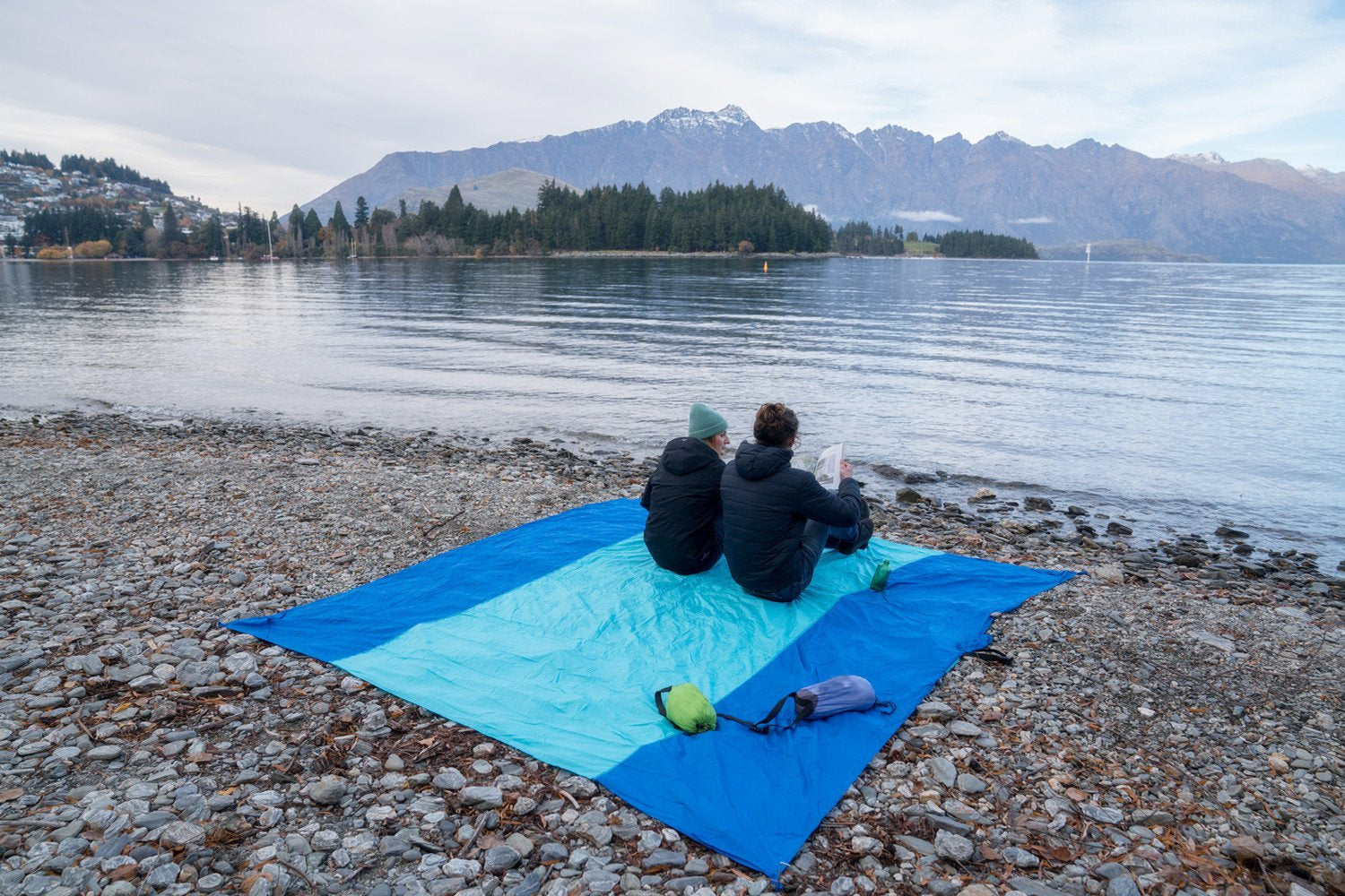 Lightweight quick-drying beach mat-D250