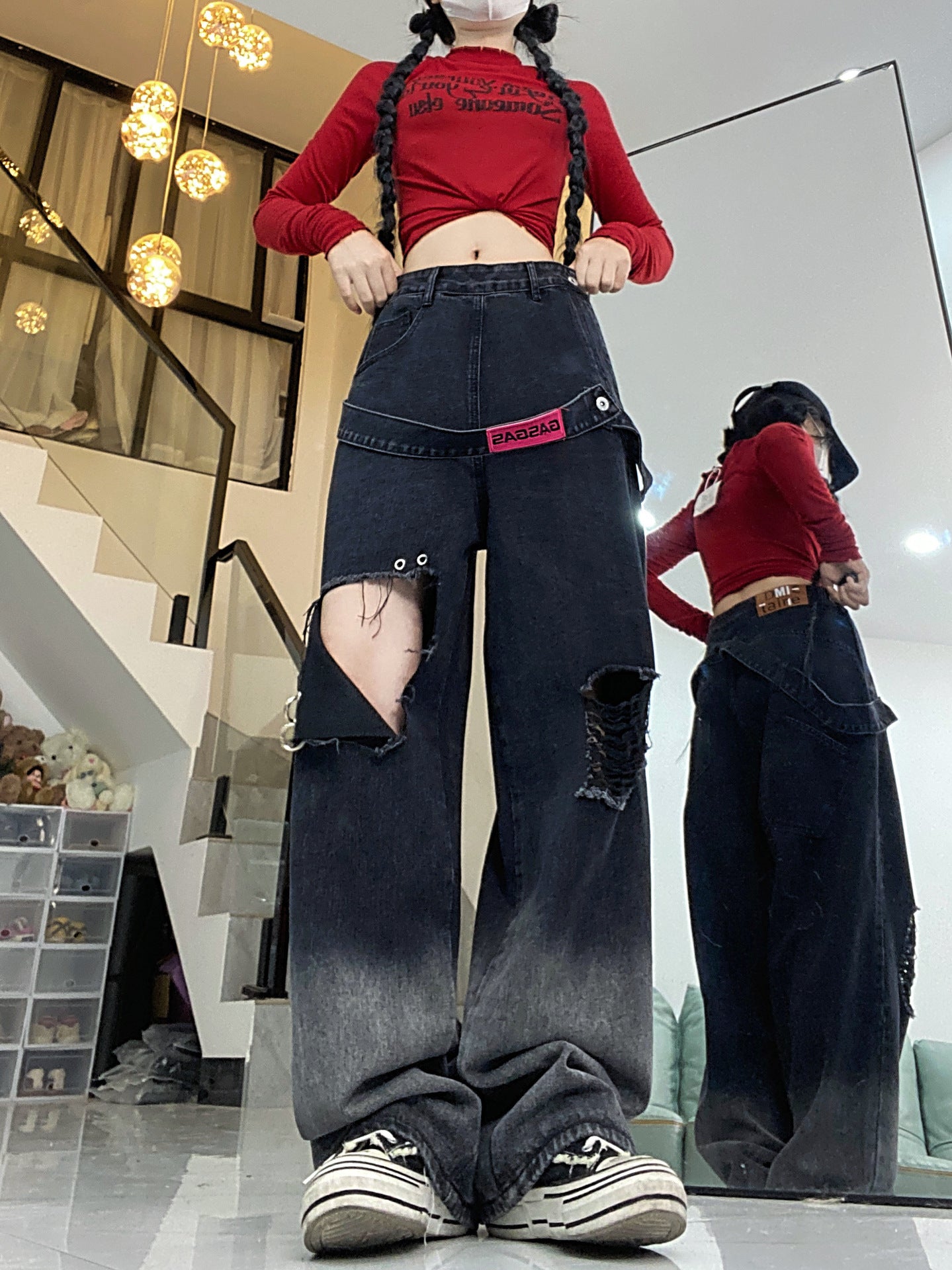 Ripped Straight-Leg Jeans-D849